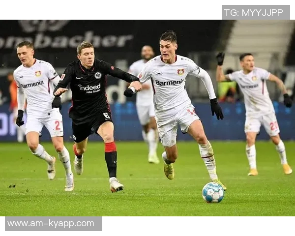 德甲分析：法兰克福客场逆袭圣保利主场争取宝贵积分