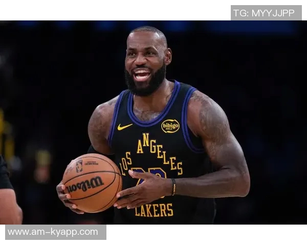 雷迪克谈老詹背靠背出战希望强调脚部酸痛影响恢复情况