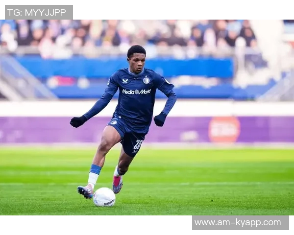 德天空报道拜仁明夏计划引援全线升级已接触费耶诺德右后卫雷德